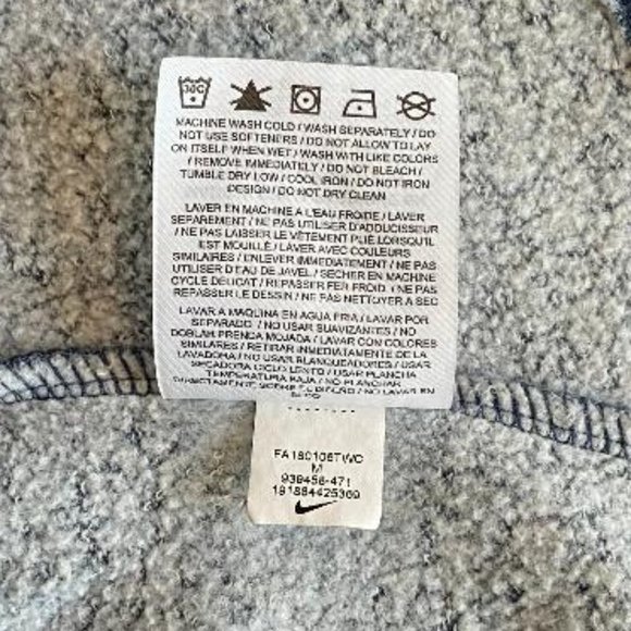 🆕 Nike Girls' Heather Blue & Yellow Sportswear Crewneck Pullover - Picture 8 of 8